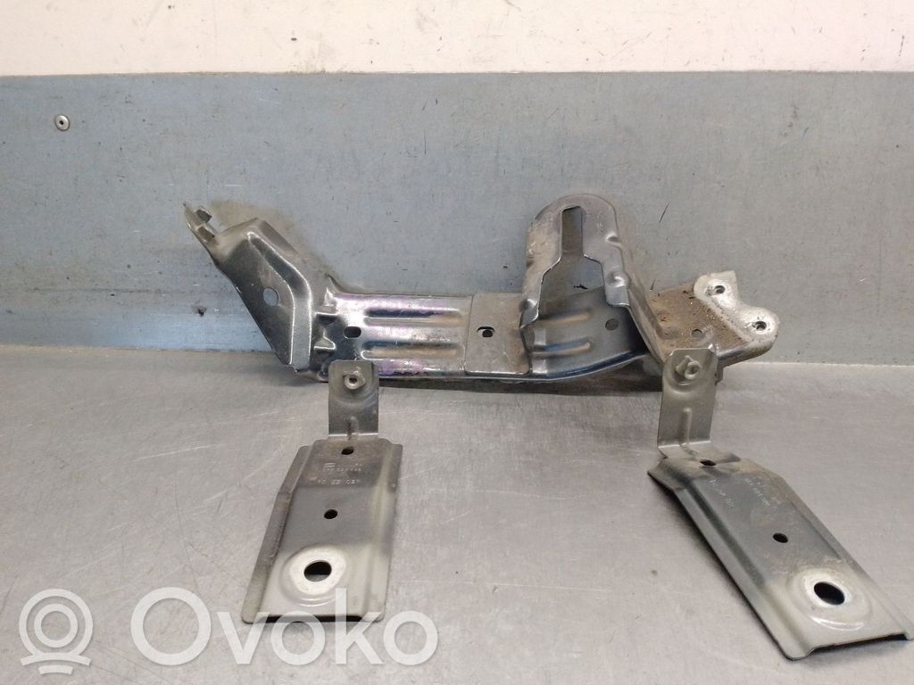 Soporte del parachoques delantero   5FF821168A,5FF821168B