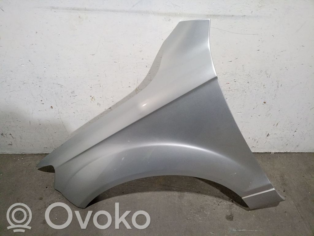 Lokasuoja   4L0821101,4L0821101