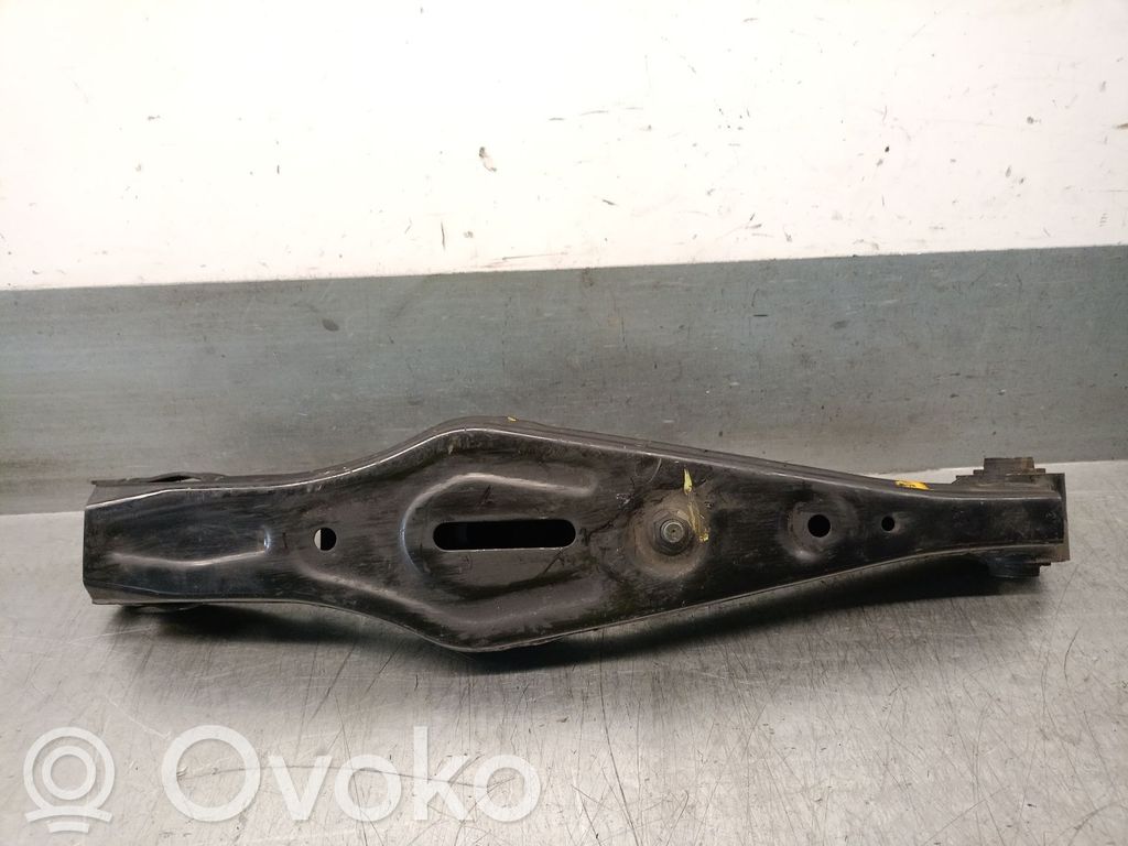 Hyundai Tucson TL Braccio di controllo sospensione posteriore 