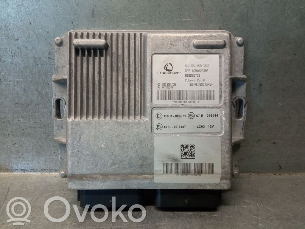 Renault Captur II Engine control unit/module 