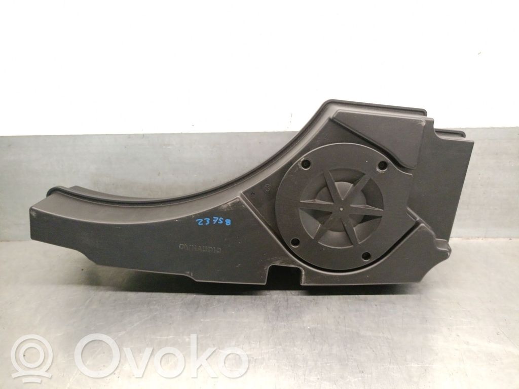 Volkswagen Touareg III Parcel shelf speaker 
