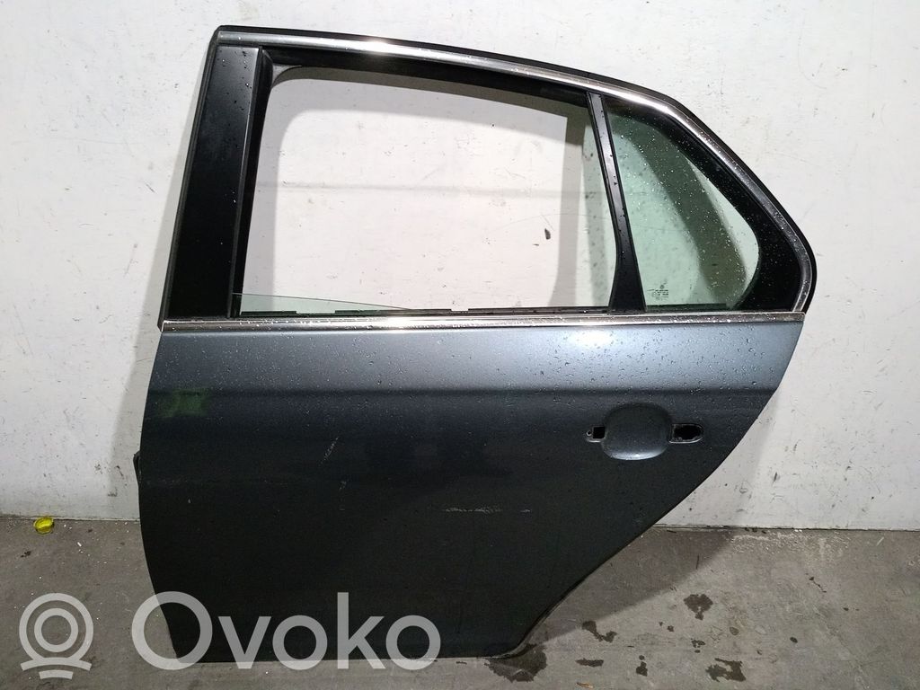 Volkswagen Jetta V Takaovi 