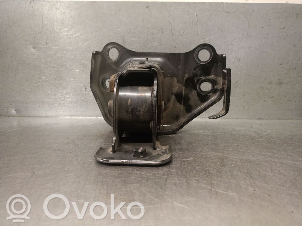 Lexus NX Engine mount bracket 