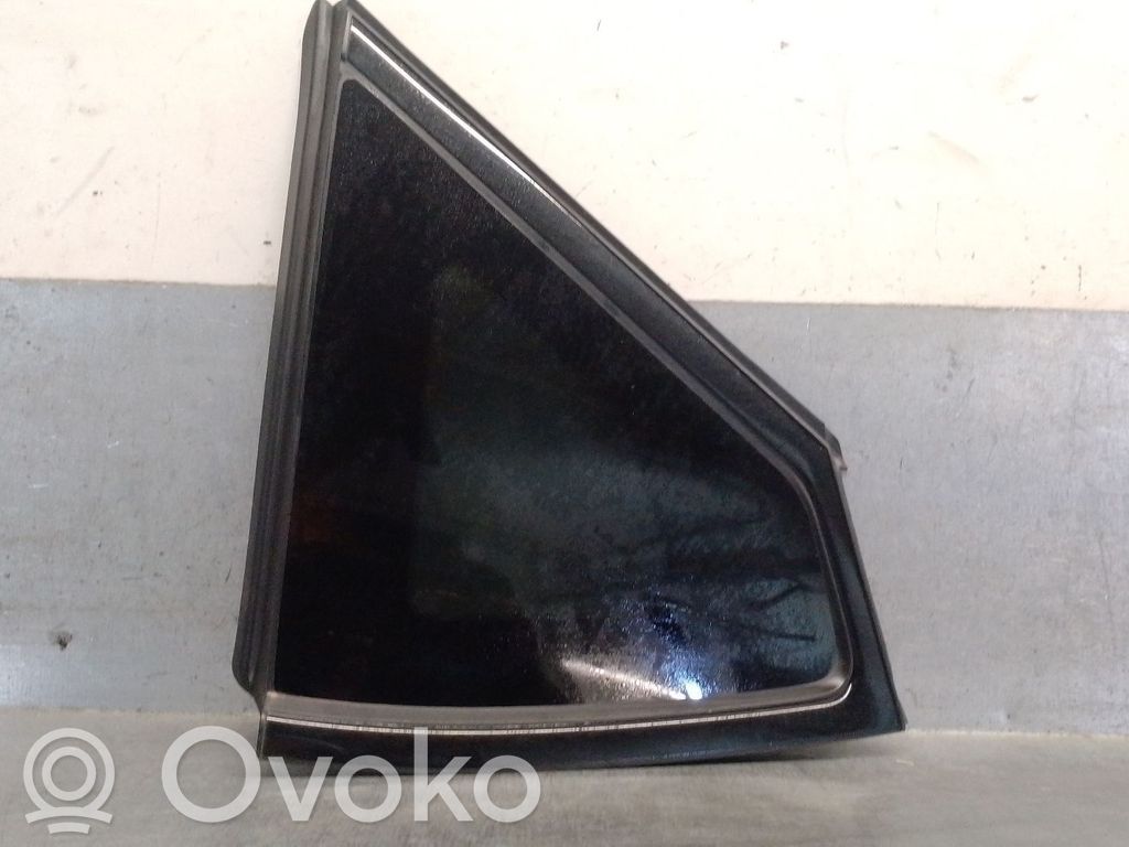 Ventanilla de ventilación de la puerta trasera   87810CV100,87810CV100