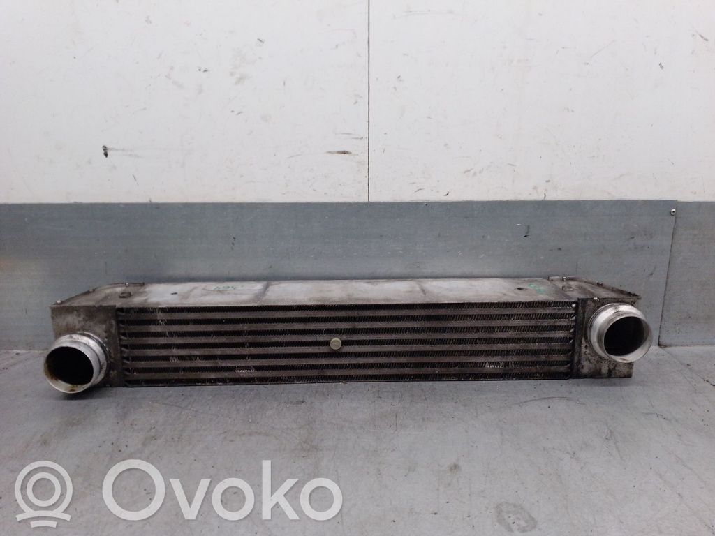 BMW 5 E60 E61 Interkūlerio radiatorius 