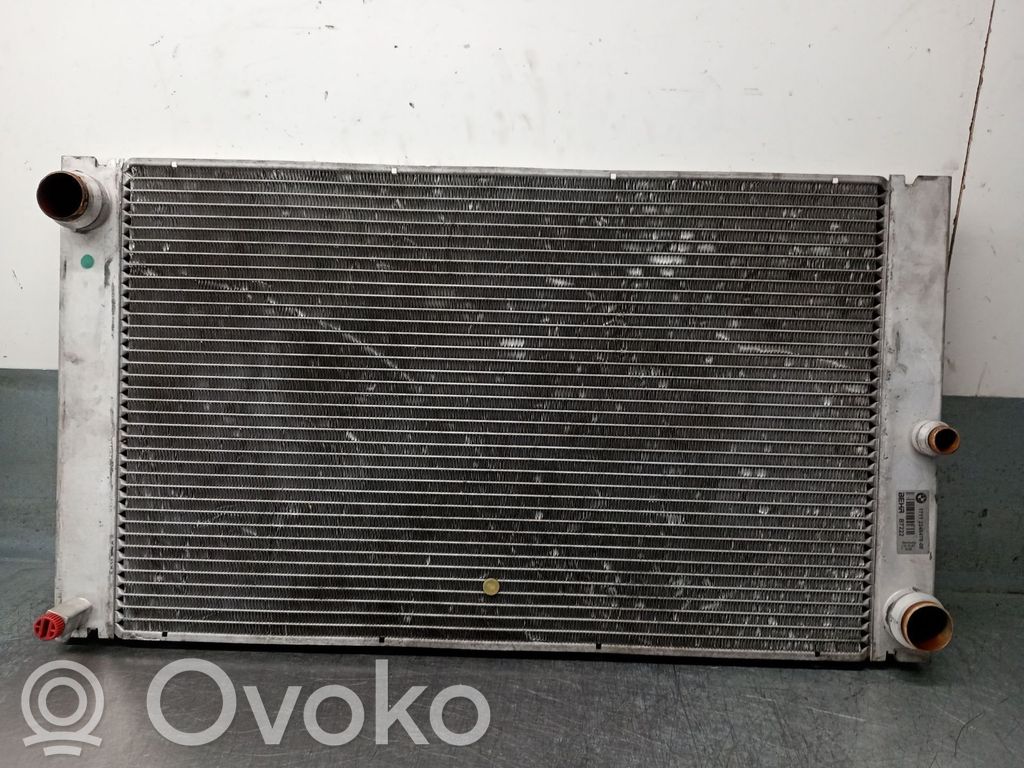 BMW 7 E65 E66 Radiatore di raffreddamento 