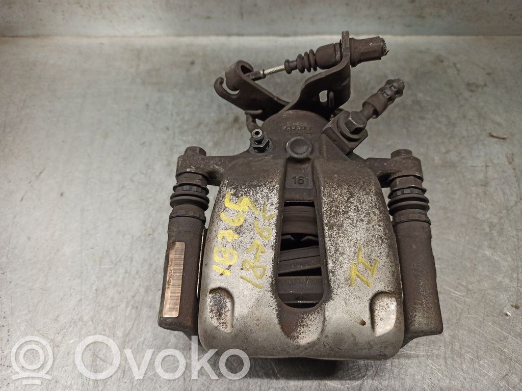 Opel Insignia A Tylny zacisk hamulcowy 