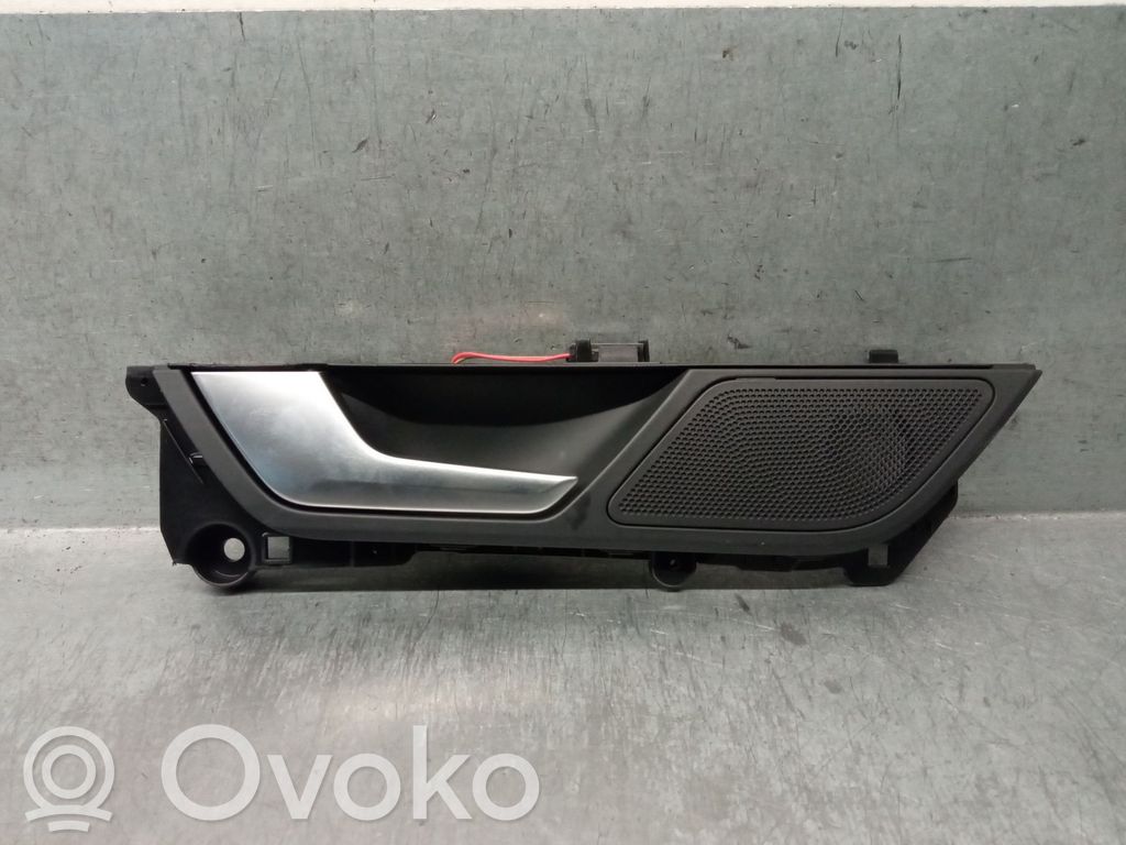 Audi A6 C7 Manecilla interna puerta trasera 