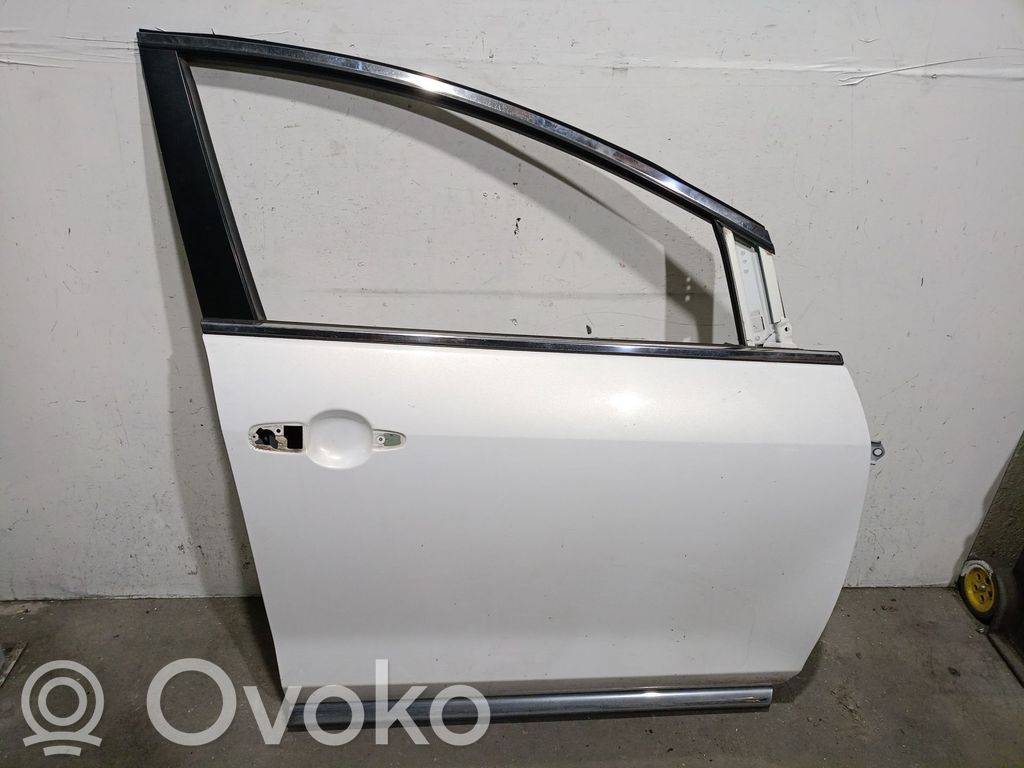Mazda CX-7 Priekinės durys 