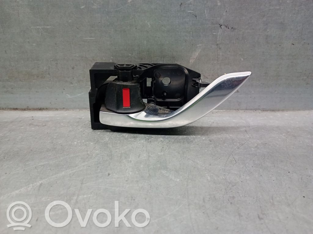 Manecilla interna puerta trasera   KD53T8315,D10J59330