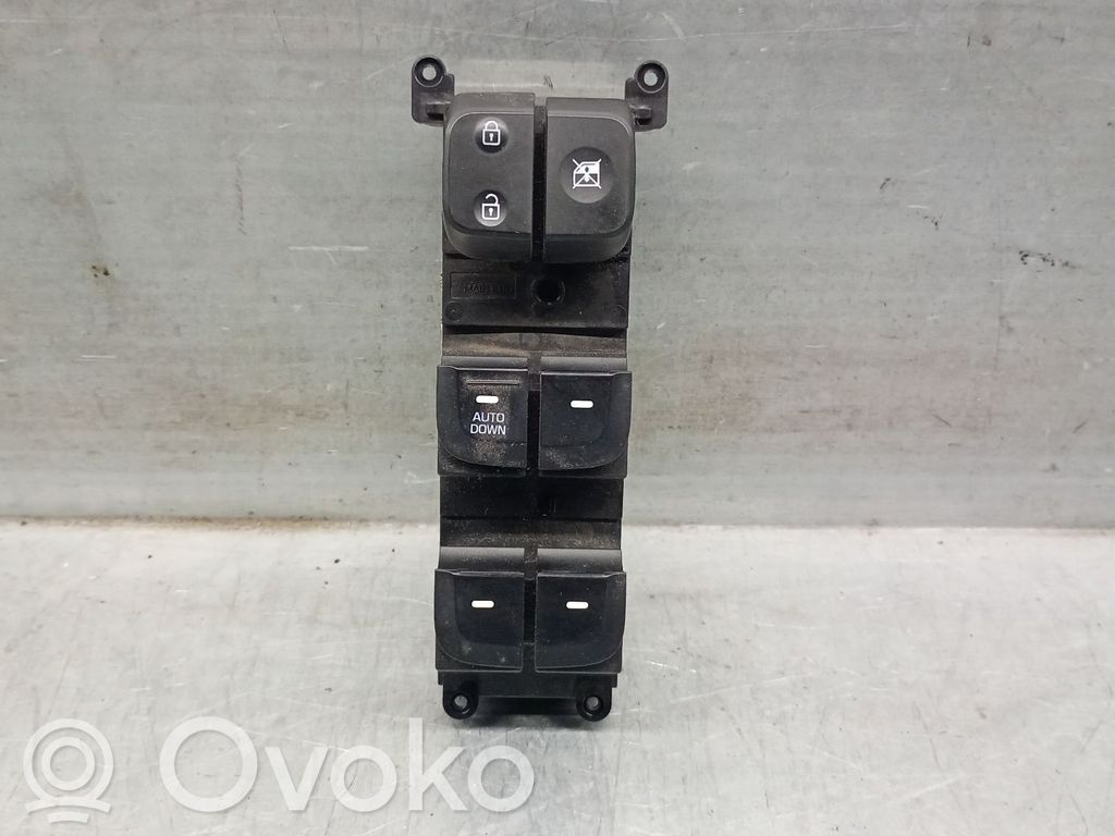 Hyundai i10 Electric window control switch 