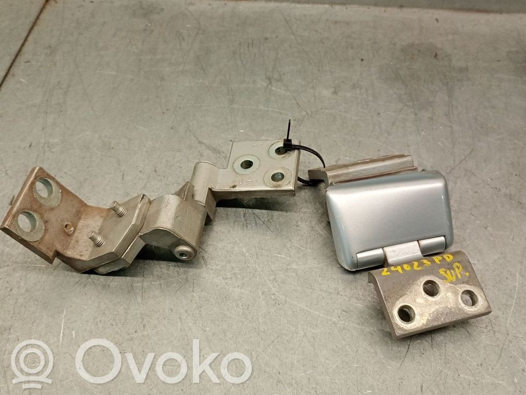 Tailgate/trunk/boot hinge   871771,871771