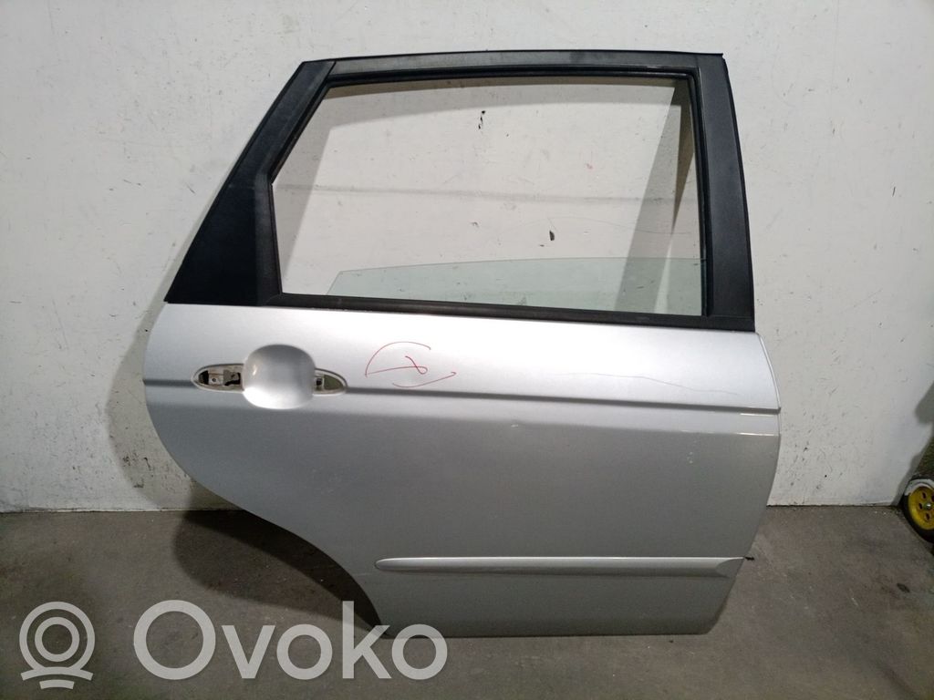 KIA Cerato Puerta trasera 