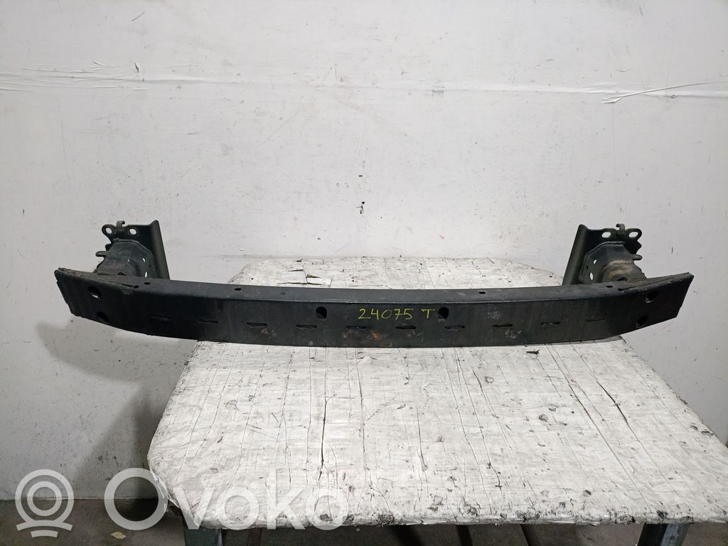 Toyota Corolla Verso E121 Etupuskurin kannake 