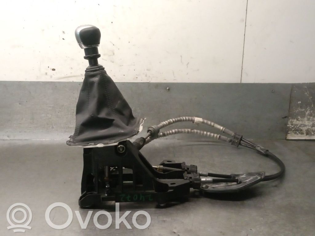 Toyota Avensis T270 Manetă schimbător viteze