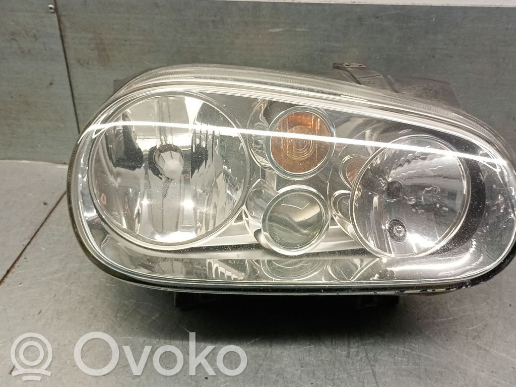 Volkswagen Golf SportWagen Phare frontale
