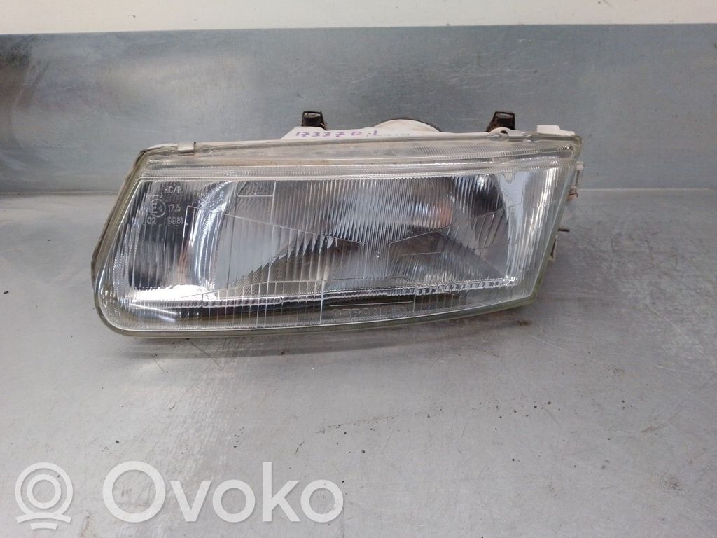 Mitsubishi Carisma Phare frontale 
