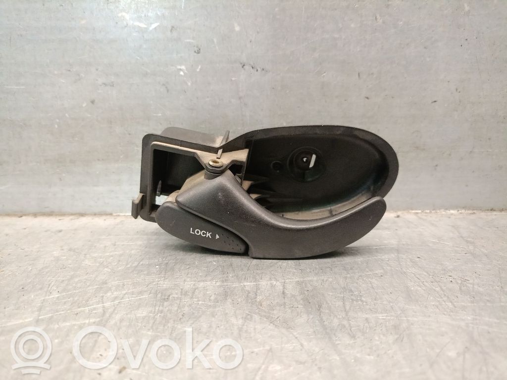 Ford Focus Front door interior handle 