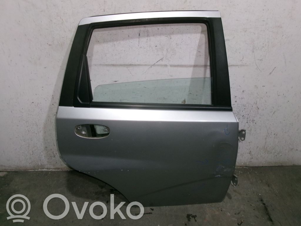 Chevrolet Aveo Puerta trasera 