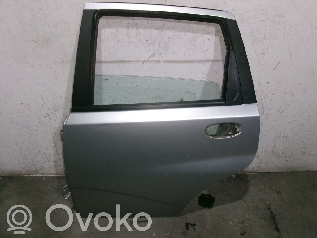 Chevrolet Aveo Puerta trasera 