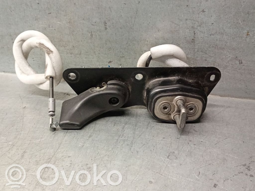 Peugeot Partner Rear door interior handle 