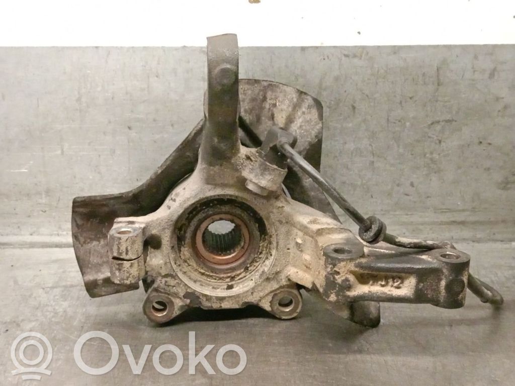 Peugeot 806 Front wheel hub spindle knuckle 