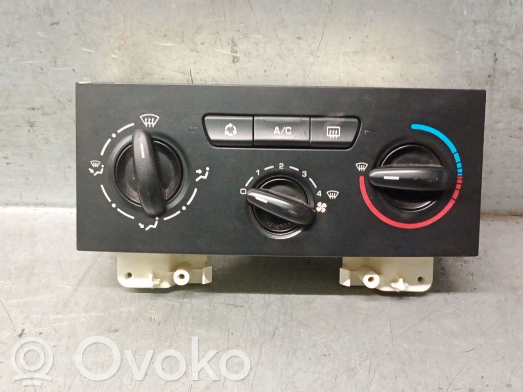 Citroen C4 I Picasso Air conditioner control unit module 