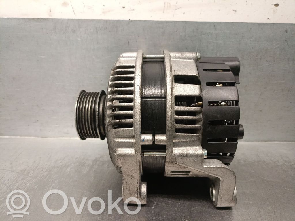 BMW 3 E46 Ģenerators 