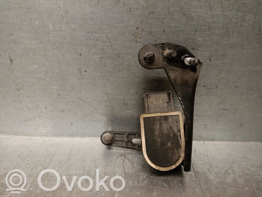 Mercedes-Benz S W222 Motor reglare nivel far