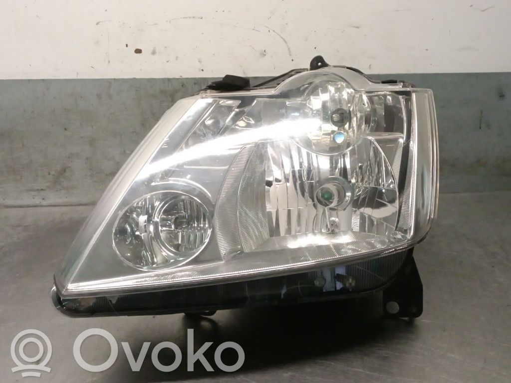 Renault Modus Lampa przednia 