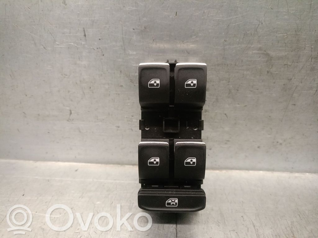 Seat Leon IV Przyciski szyb 