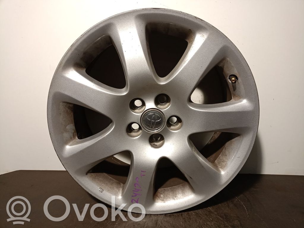 Toyota Avensis T250 Jante alliage R18