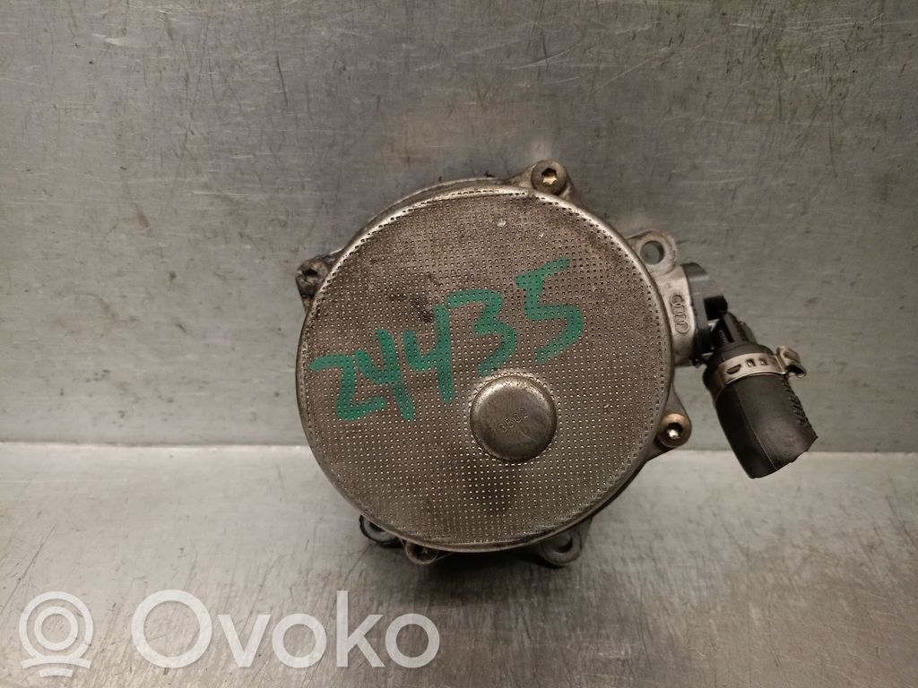 Audi A4 S4 B6 8E 8H Pompa podciśnienia / Vacum 