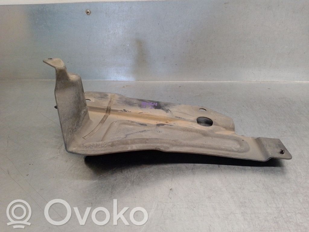 Engine splash shield/under tray   711691109,CESTA45