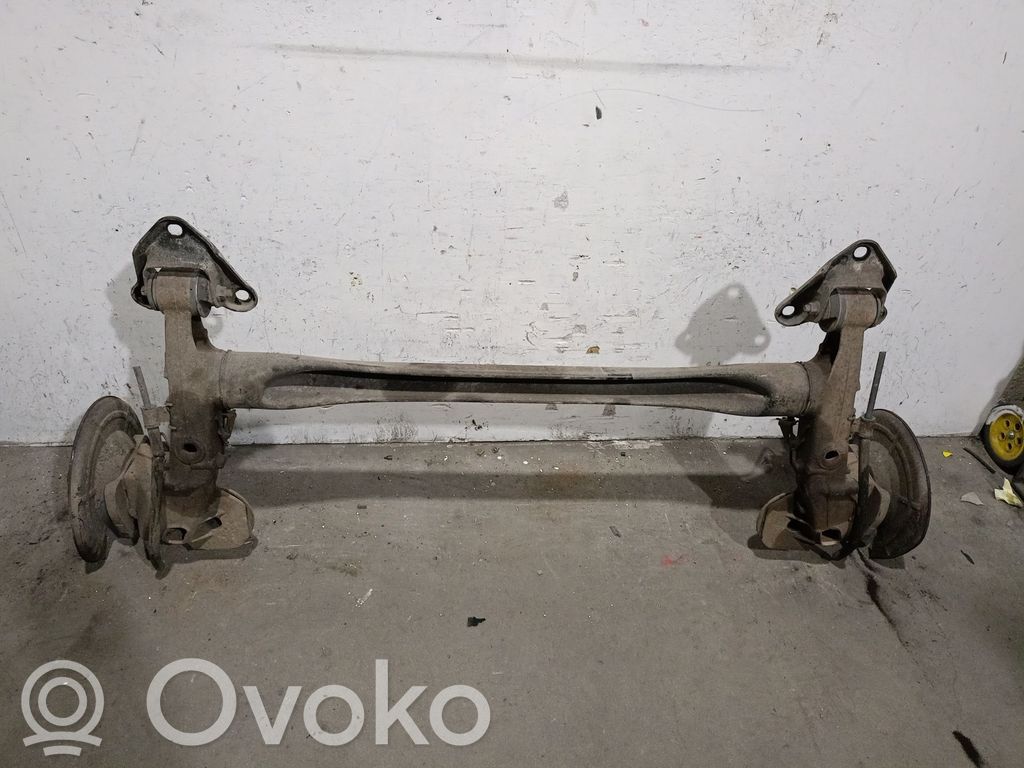 Opel Combo C Eje trasero con reductor 