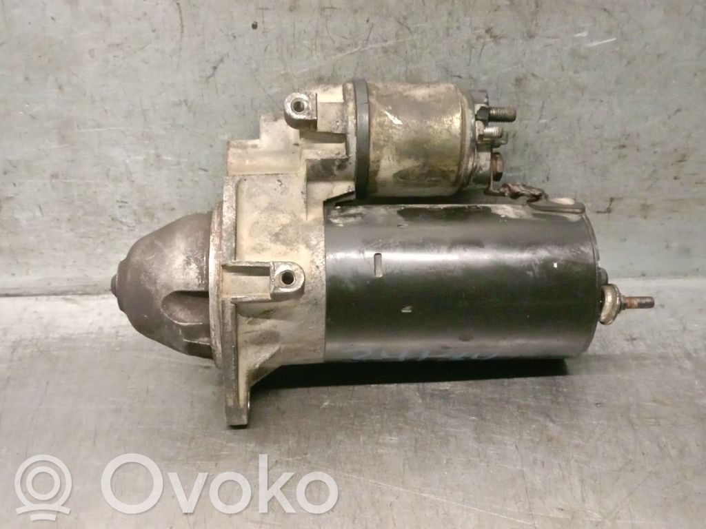Opel Zafira A Motor de arranque 