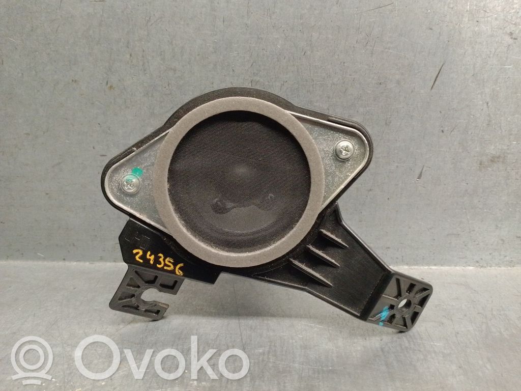 KIA Sorento Parcel shelf speaker 