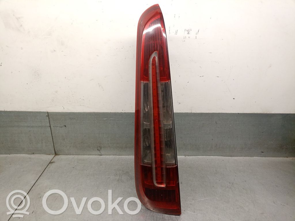 Ford C-MAX I Takavalot 
