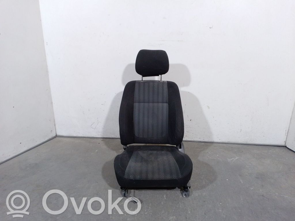 Kuljettajan istuin   64171FC070,64171FC070