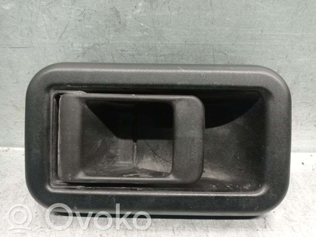 Manecilla interna puerta delantera   911747,911747