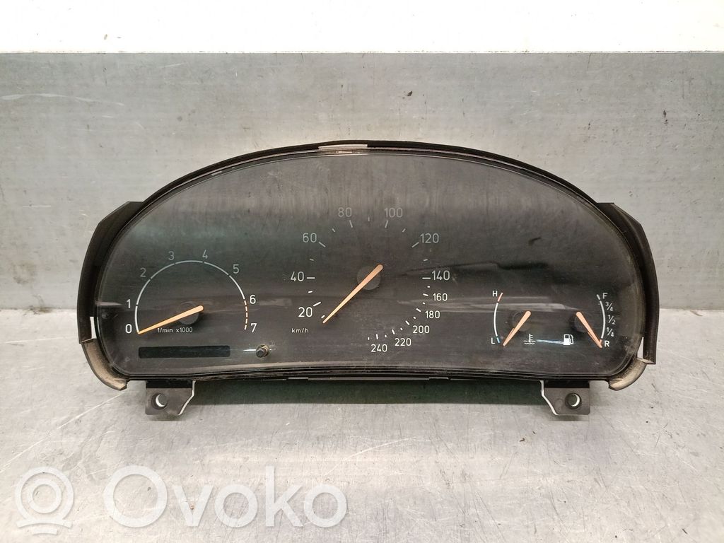 Saab 9-5 Speedometer (instrument cluster) 