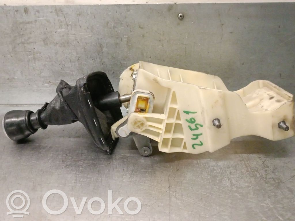 KIA Carnival Gear shift rod 