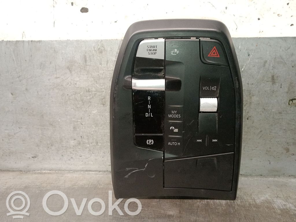 BMW 2 F46 Manetă schimbător viteze 