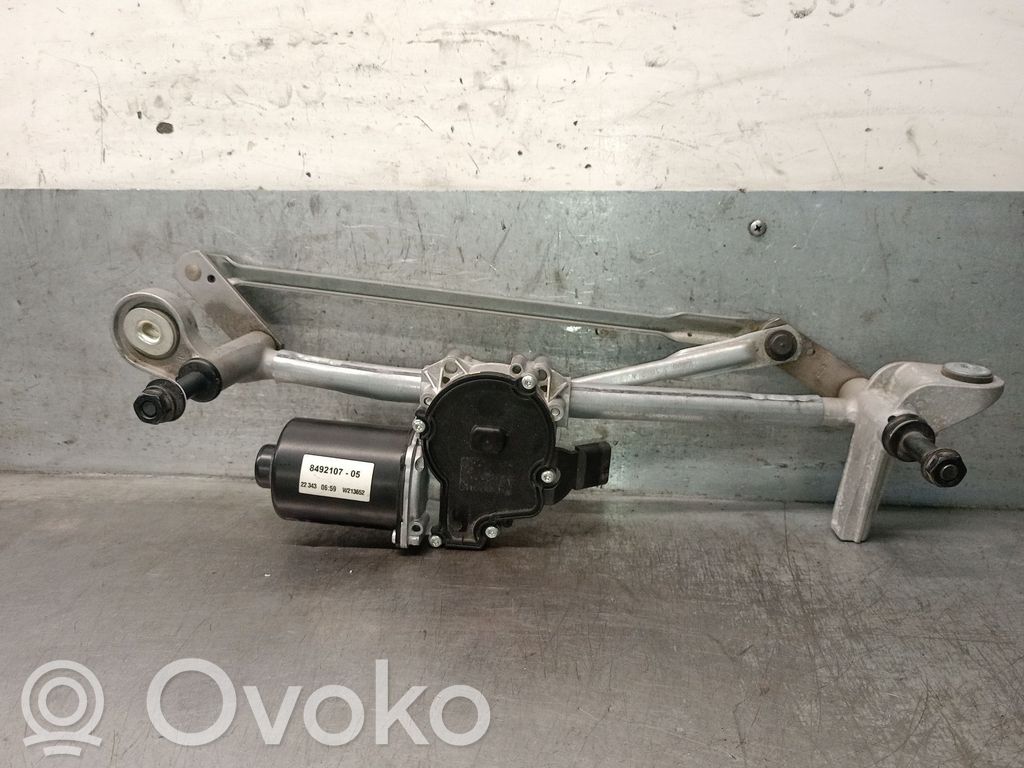 BMW 2 F46 Motor ștergător 