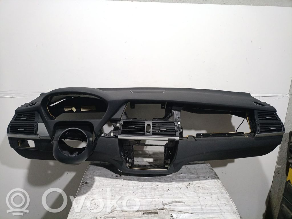 BMW X6 E71 Dashboard 