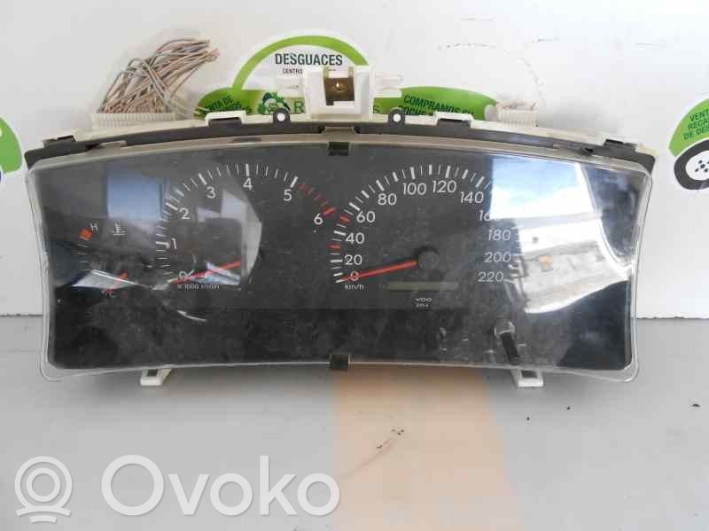 Toyota Corolla E120 E130 Speedometer (instrument cluster) 