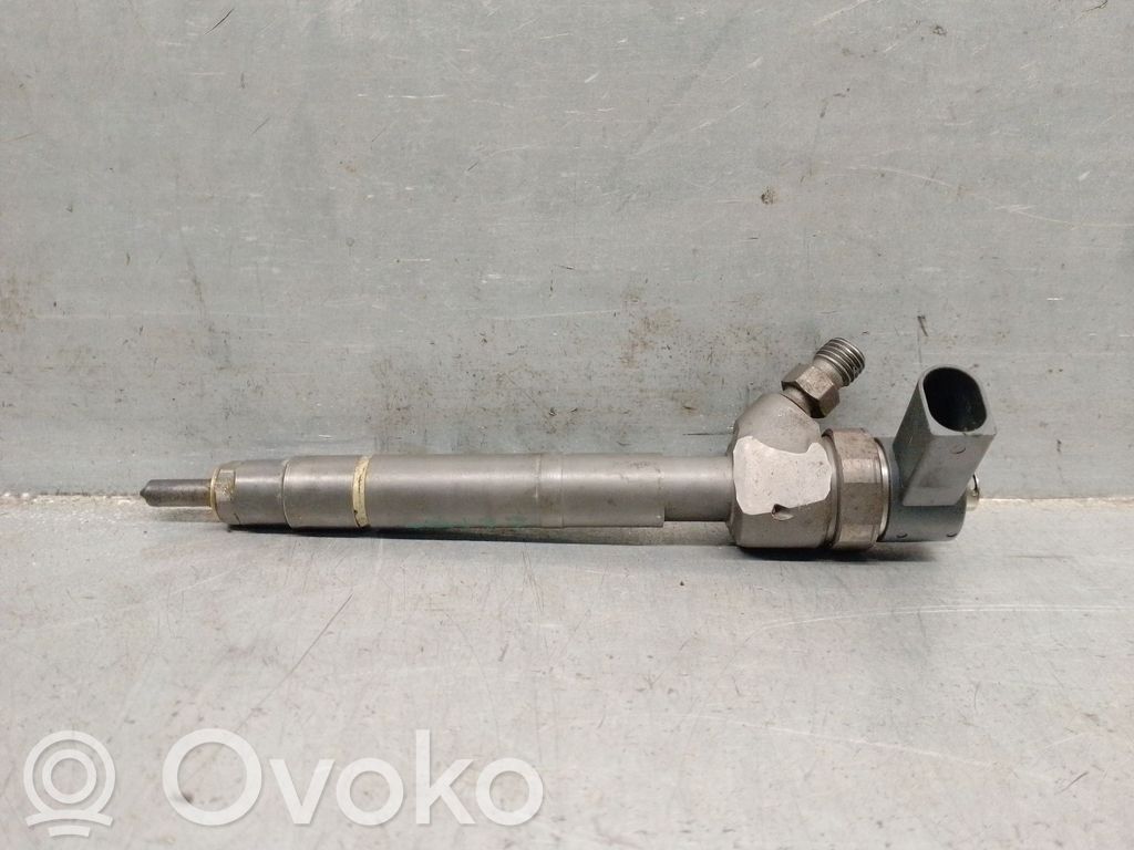 Inyector de combustible   A6110700987,0445110072BOSCH