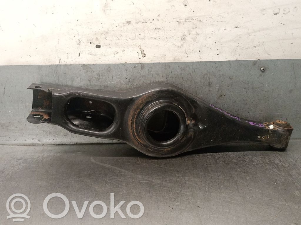 Mitsubishi Montero Braț control spate 