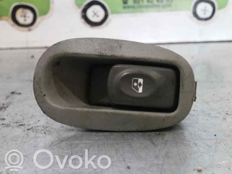 Renault Scenic I Comutator comandă geamuri electrice 
