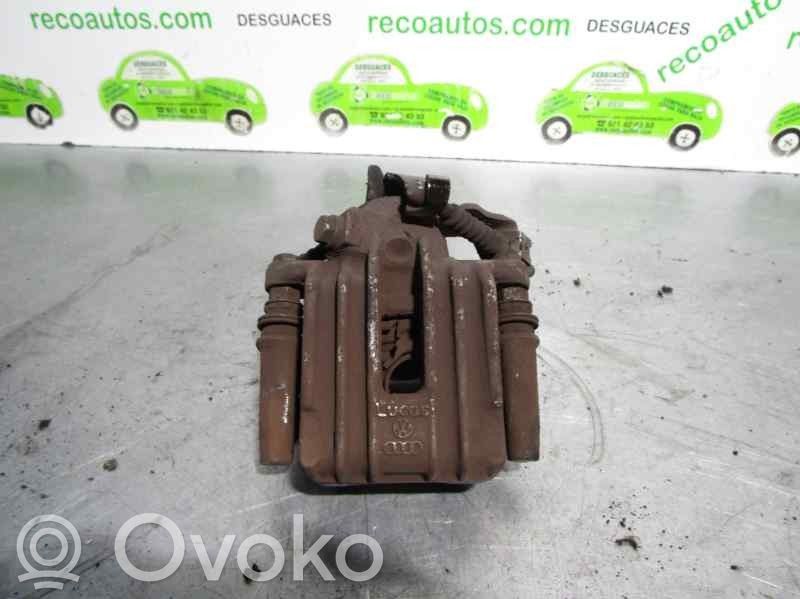 Skoda Octavia Mk2 (1Z) Aizmugurējais suports 